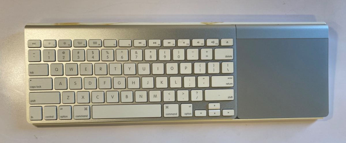 Apple A1339 Wireless Keyboard + Magic Trackpad A1314 Set + Meshwe Apple A1339 Wireless Keyboard + Magic Trackpad A1314 Set + Meshwe