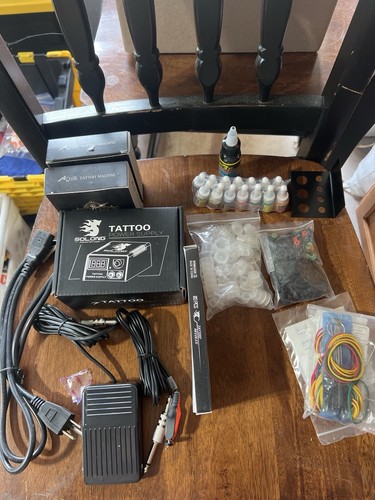 Solong Tattoo Complete Kit Set 2 Machines Power Supply Ink Pedal Needles