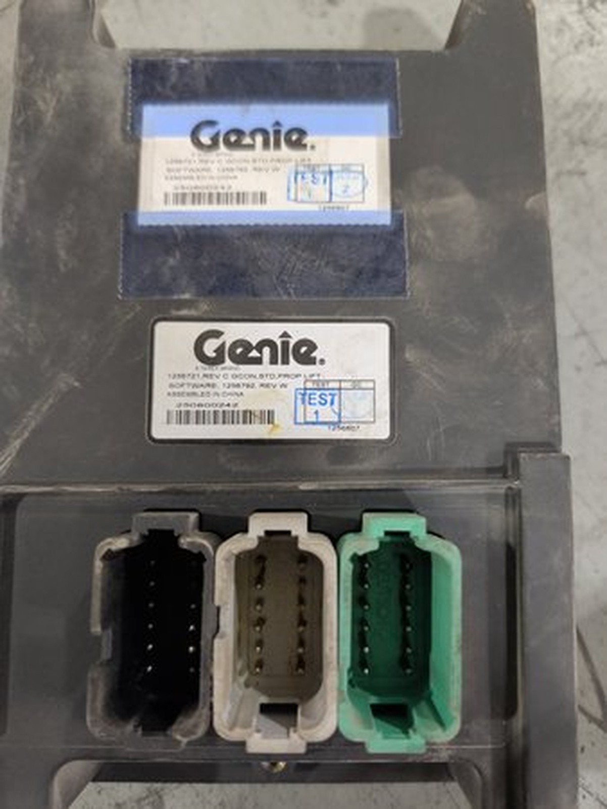 Genie (A Terex Brand) 1256721 GCON control module, STD Prop Lift, 3-pin-block