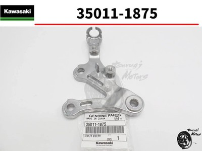Kawasaki ZZR600 KAWASAKI NINJA ZX 6R 9R FUSSRASTENHALTERUNG RECHTS Original R...