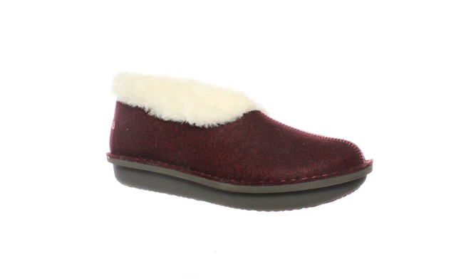 clarks step flow low slipper