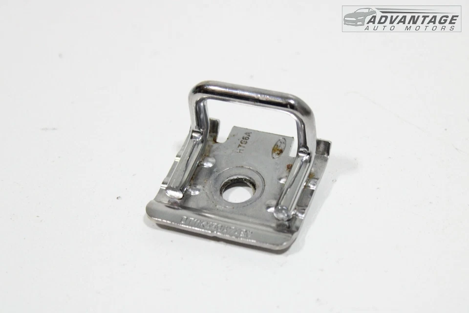 Gancho de amarração Ford Transit Connect porta-malas traseiro 2019-2023 fabricante de equipamento original - Imagem 2 de 4