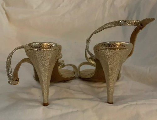 Claudia Ciuti Gold Cracked Leather Flower Strappy Sandals Heels 7.5 M - Picture 5 of 7