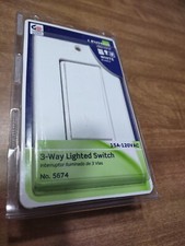 Leviton Mfg Co 3-Way Lighted Switch 15A-120VAC No. 5674 white Made in USA