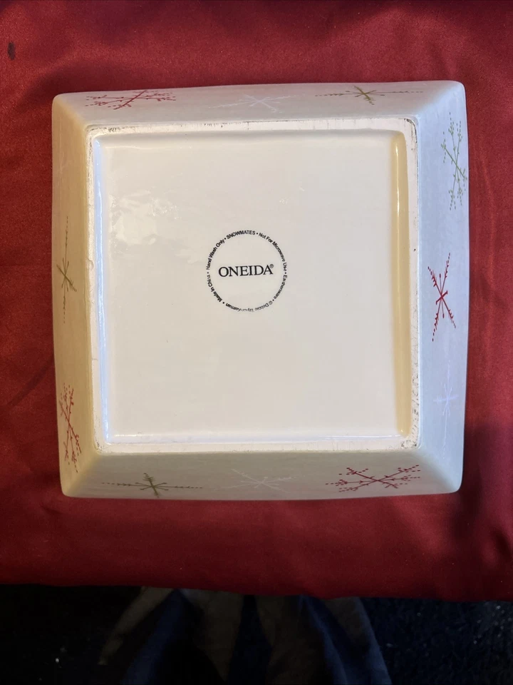 Oneida Vintage Snowmates Serving Square Bowl 11 3/4 Inches - Image 3 of 4