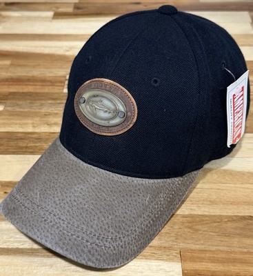 AMERICAN NEEDLE Ripleys Aquarium Shark Hat Leather Strapback Patch Cap NWT