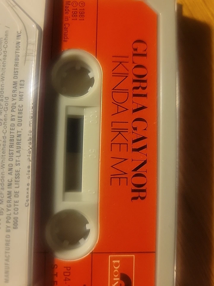 Gloria Gaynor I kinda like me cassette - Image 4 of 4