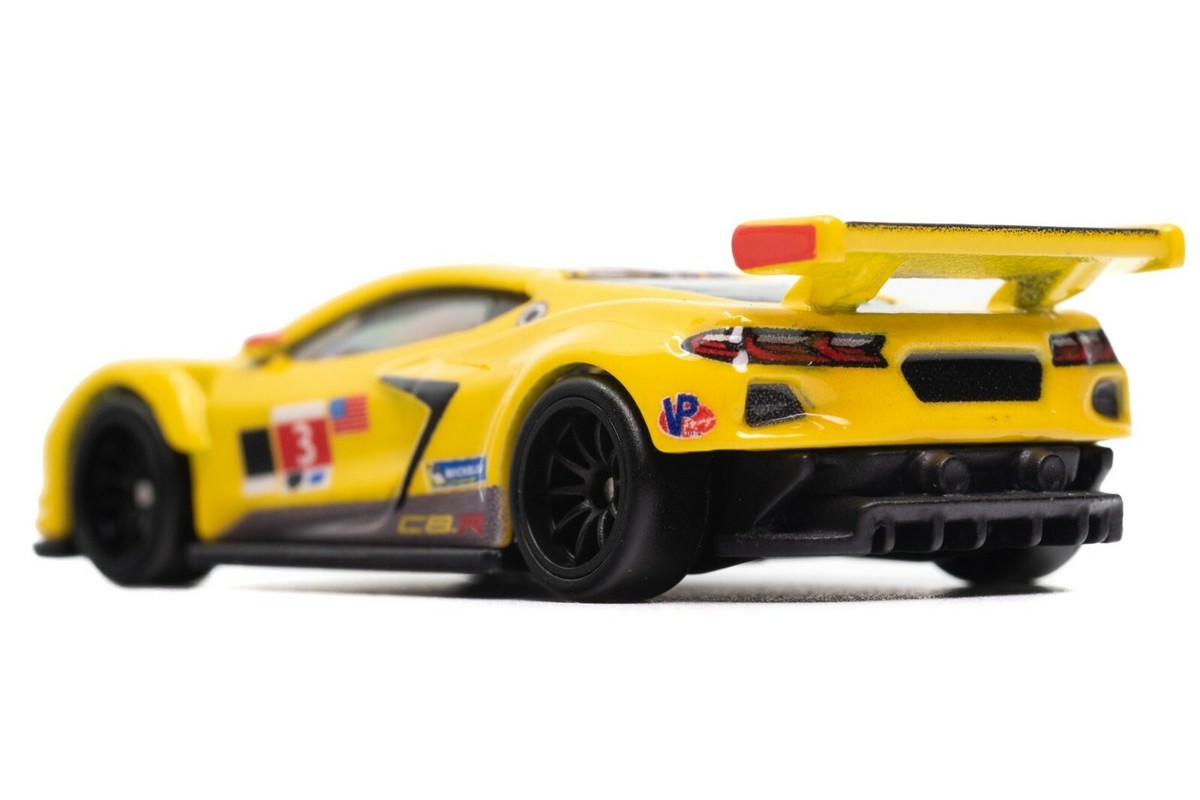 Hot Wheels Premium Team Transport Corvette C8.R Carry Kids
