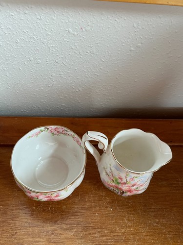 Crema de porcelana y azúcar vintage Royal Albert Crown China FLOR TIME marcados con - Imagen 6 de 12