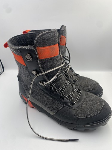 Stivali da montagna Adidas grigi e neri in feltro Climaheat isolati - Uomo taglia 11,5 - Foto 3 di 9