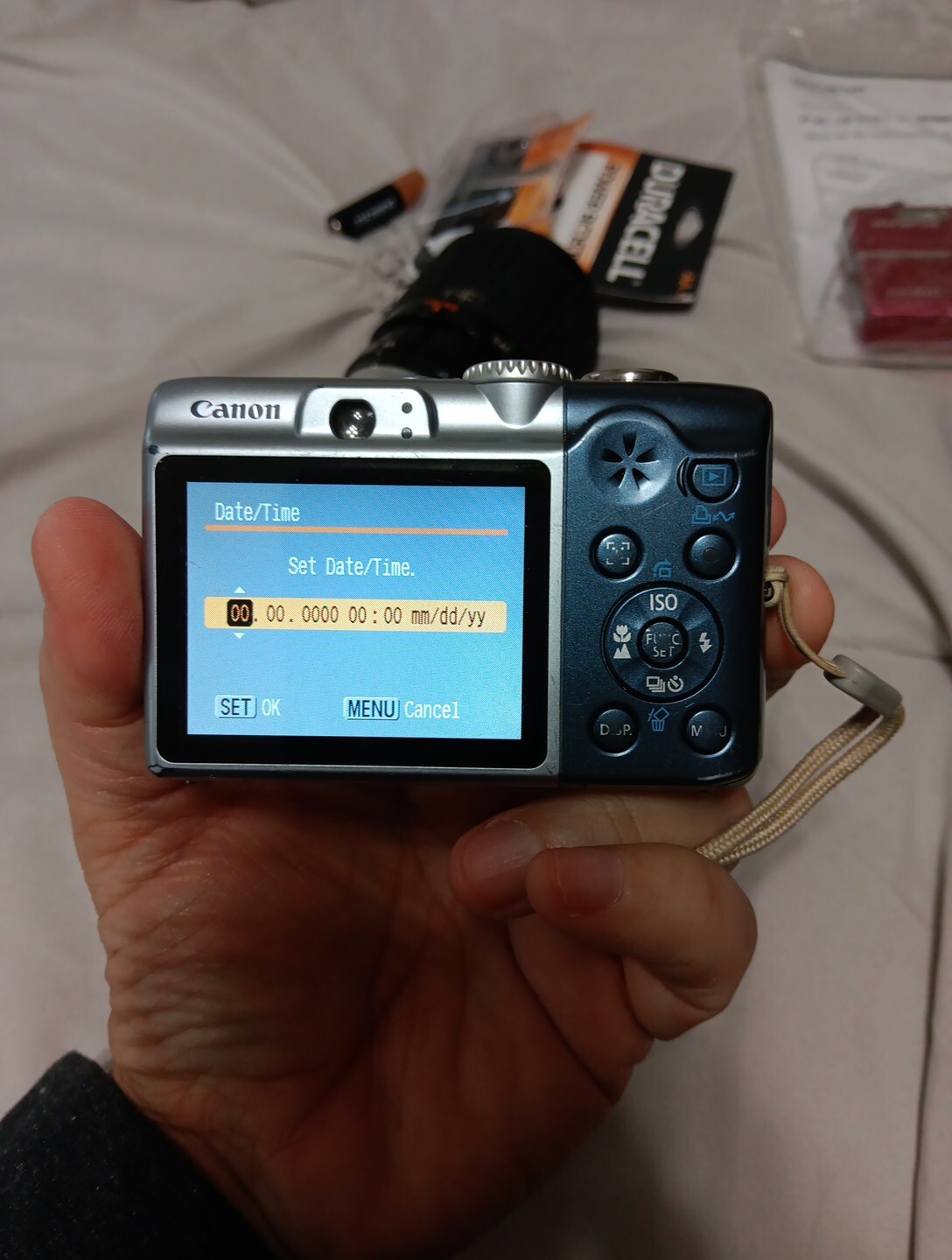 Canon PowerShot A2000 IS 10.0MP 6x Point and Shoot Digital Camera