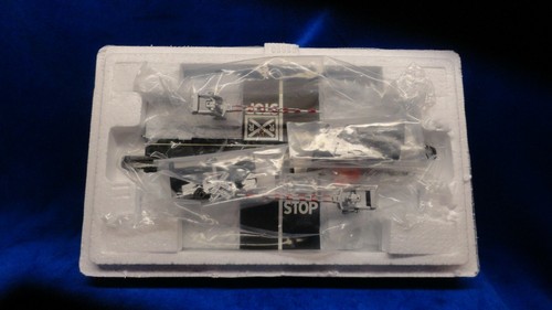 Hawthorne Village Budweiser Railroad CROSSING GATE ACCESSORIES NIB COA  - Picture 1 of 4