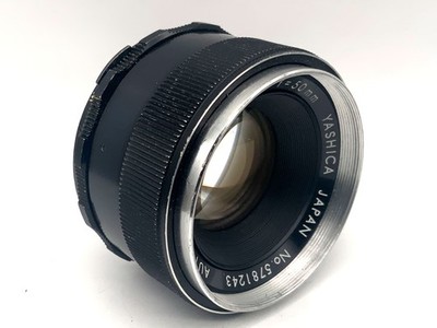 Yashica 50mm 1:1.7 Objektiv Auto Yashinon-DX Festbrennweite (M42)