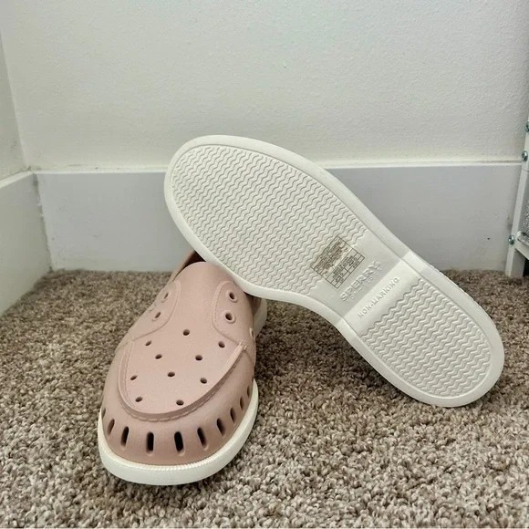 Picture 4 of 5