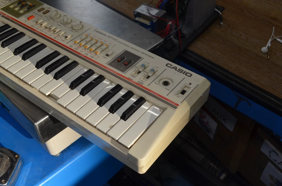 Casio Casiotone MT-65 клавиатуры электронный проверенные запчасти или ремонт - Изображение 3 из 4