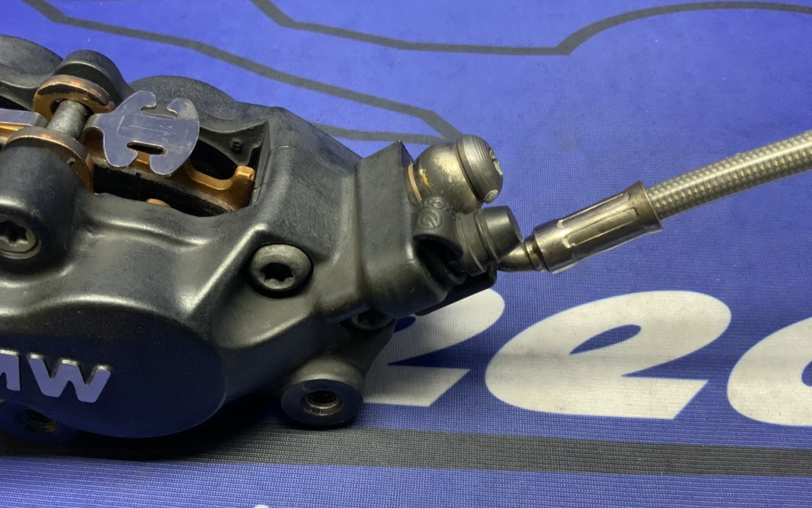 BMW Right Front Brake Caliper Assembly R1200GS 2004-2007 OEM 34117684960