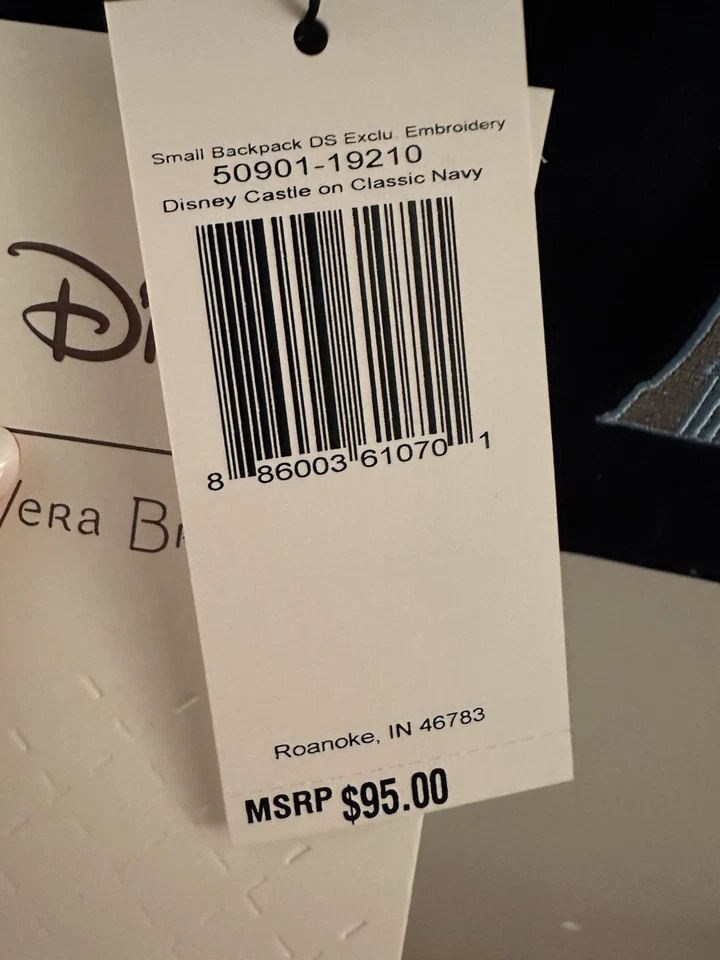 Mochila pequeña Vera Bradley Disney Castle On clásica azul marino nueva con etiquetas 10x13 Foto 2 de 4