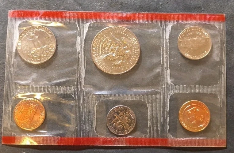 1987 D US Mint Denver Souvenir Sets  - Image 2 of 4