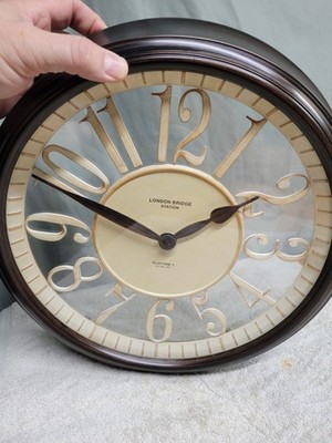 London Bridge Station Platform 2 Wall Clock 11'' Face 14'' Overall