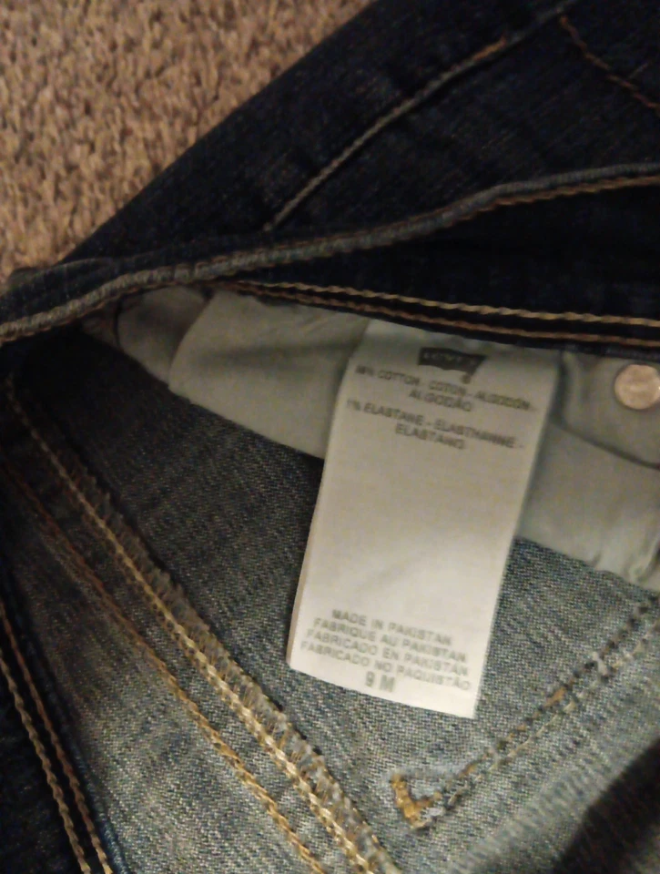 Levis 528 Curvy Bootcut Jeans Womens 9M Medium Wash Low Rise Stretch 30x26 - Image 4 of 4