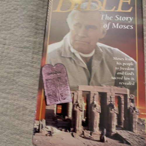 Charlton Heston Presents The Bible The Story of Moses (1993) VHS Sealed New! - Picture 3 of 9