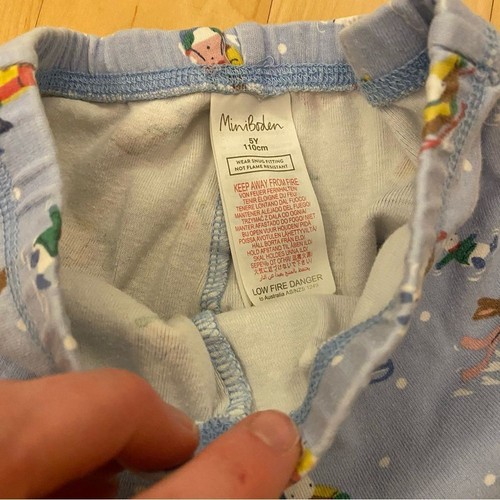 Mini Boden Winter Days Pajamas size 5 - Picture 7 of 8