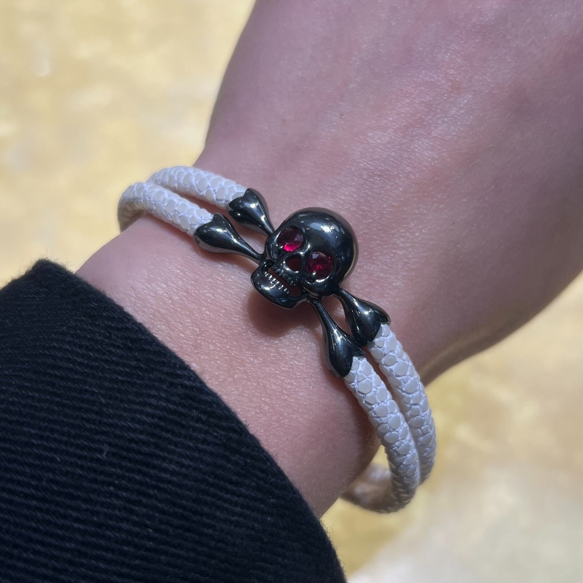 Sting HD Black Rhodium Skull with Ruby Eyes on White Stingray B430 
