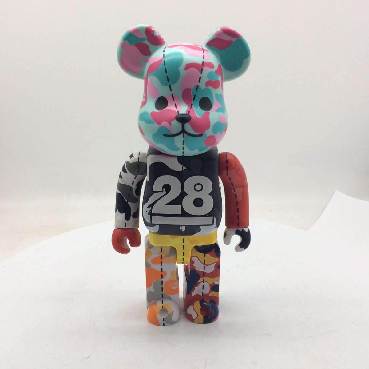 BE@RBRICK BAPE(R) CAMO 28TH MULTI 400％ 【公式通販】
