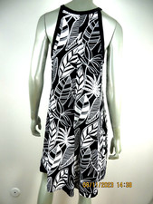 OLD NAVY SZ M Rayon/Spand Black White Halter Knit  A-Line Summer Tunic Dress