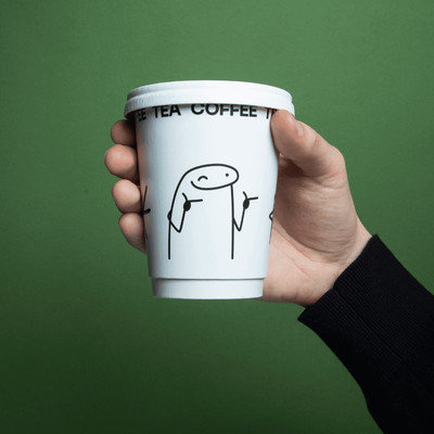 Wässrige plastikfreie doppelwandige Tassen mit Deckel Kaffee Tee 12 Unzen Wink 25er Pack