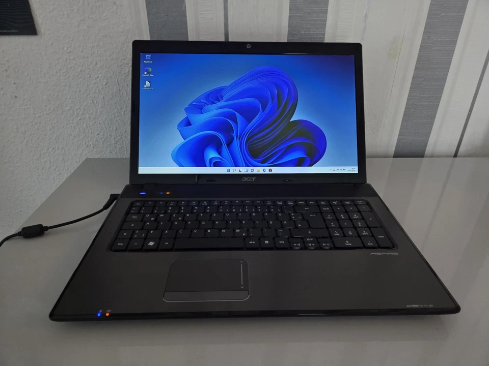Notebook Laptop Aspire Windows 11 Pro I5 , 500GB Neuste Version Update 25h2 - Bild 3 von 4