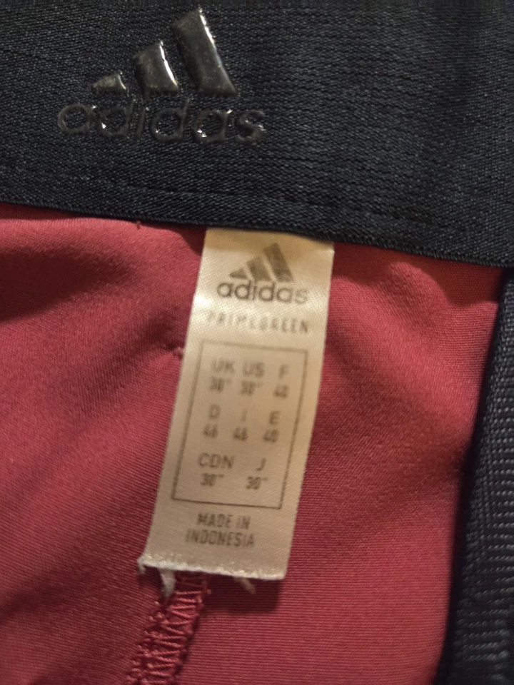 Pantalones cortos de golf Adidas para hombre Foto 3 de 4