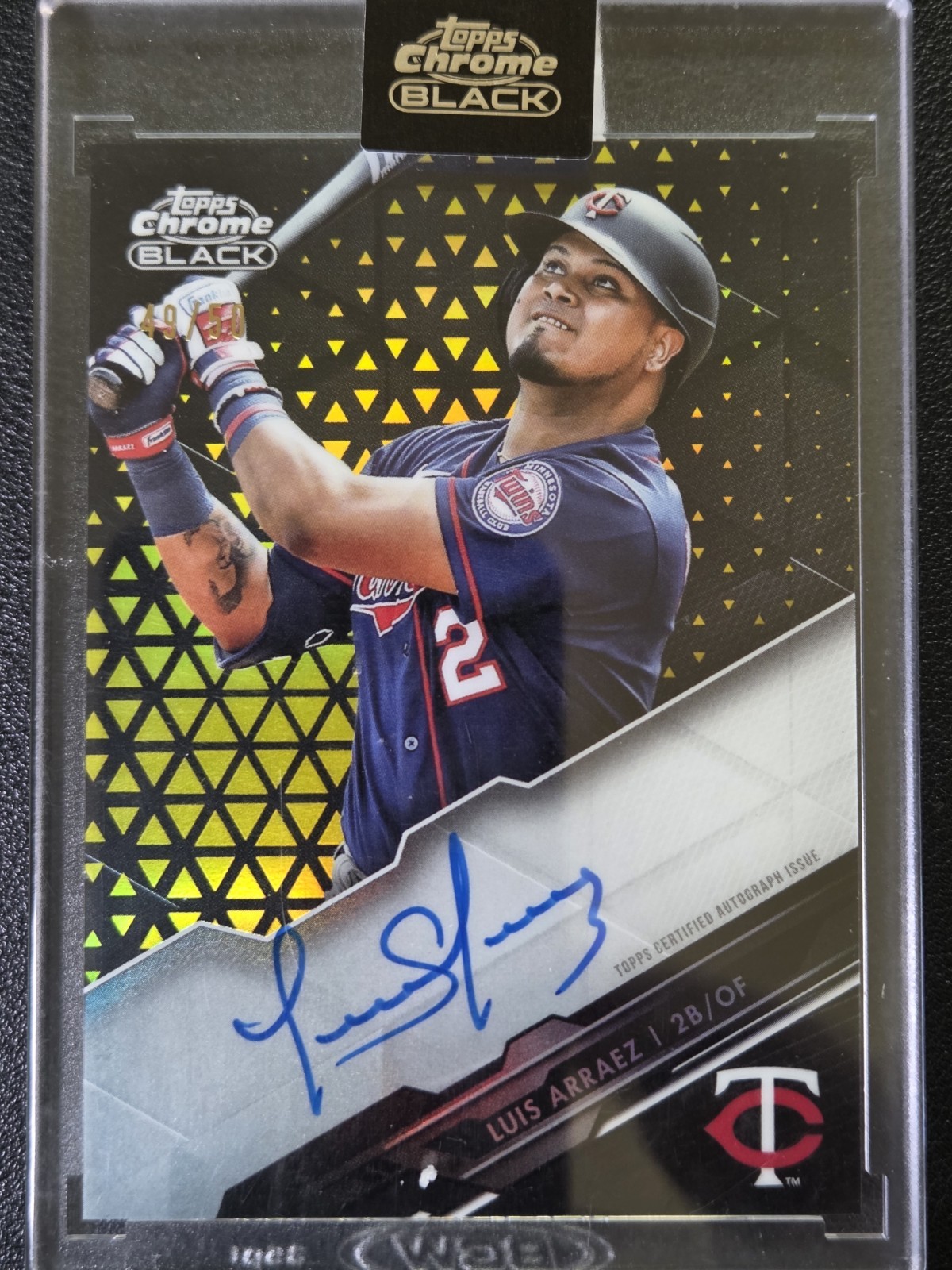 2020 Luis Arraez Gold Auto /50 Topps Chrome Black view 1