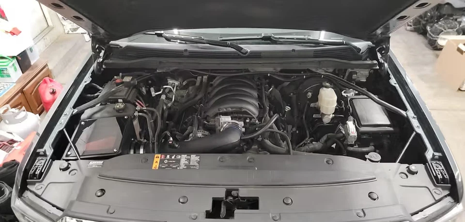 CORSA Performace Closed Box Air Intake For 2014-2019 Silverado Sierra 1500 5.3L - Imagem 3 de 4