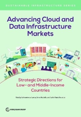 Vaiva Maiul Natalija Gelvanovska-Garcia  Advancing Cloud and Data In (Paperback)