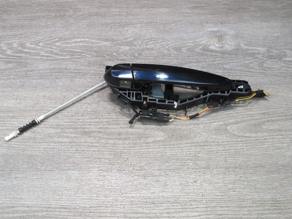 BMW F82 M4 2015-2020 JUEGO DE 2 MANIJAS EXTERIORES PUERTA IZQUIERDA Y DERECHA SIN LLAVE Foto 2 de 4