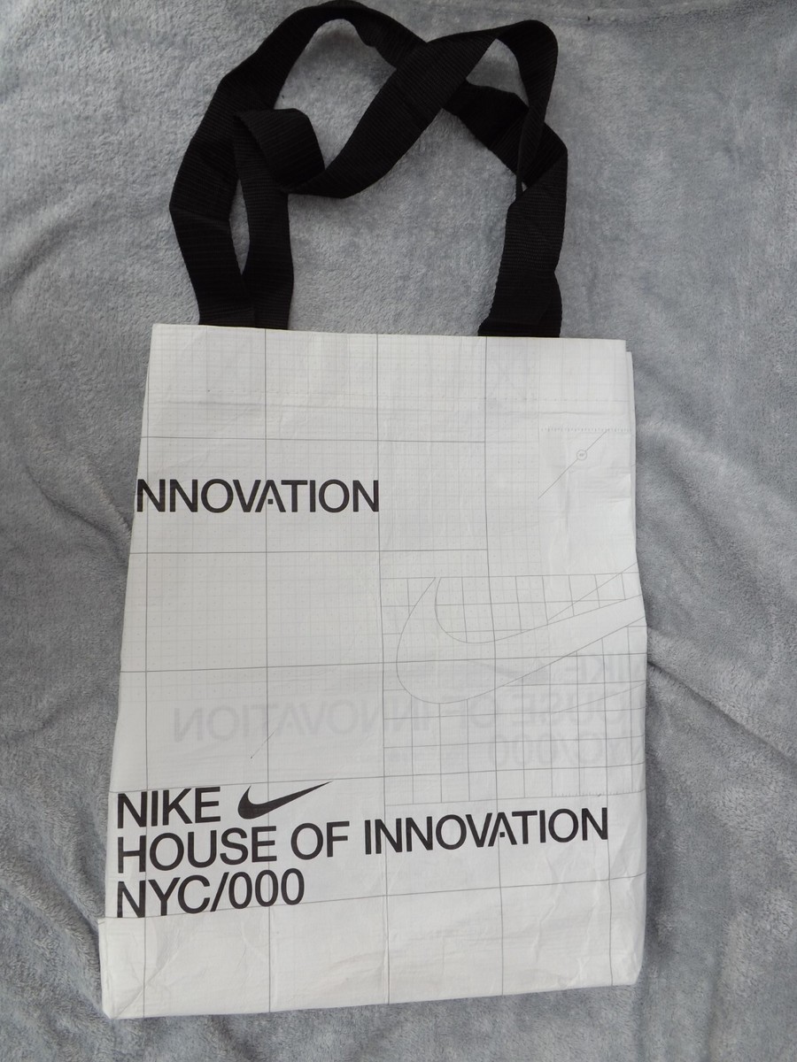 nike house of innovation bag