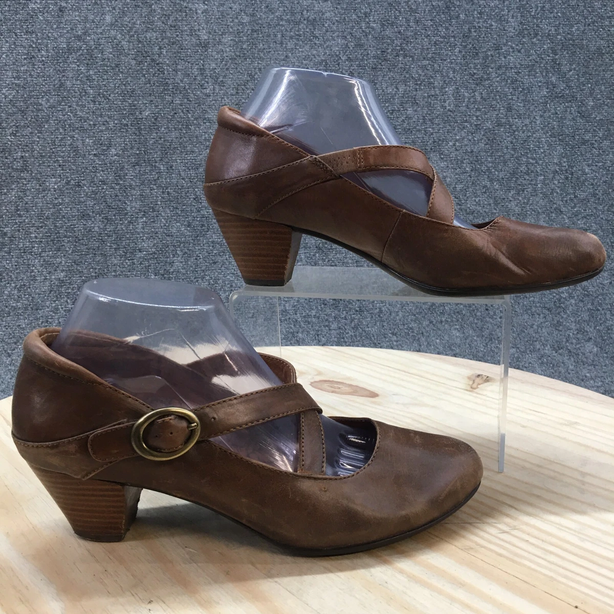 Taos Shoes Womens 9 Mary Jane Pumps Heels Slip On 12106 Brown