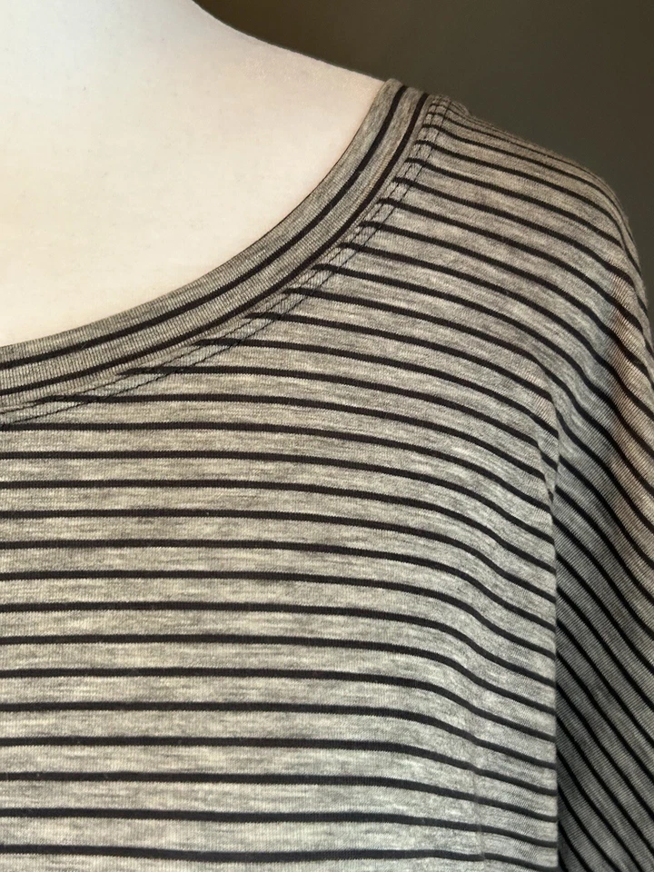 Lucy Gray Black Striped Long Sleeve Boat Neck Oversized Top Women’s Size Small - Image 3 of 4