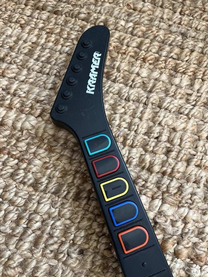 Guitarra Octanaje Negro Hero Kramer Striker PlayStation 2 Inalámbrica (Sin Dongle) Foto 3 de 4