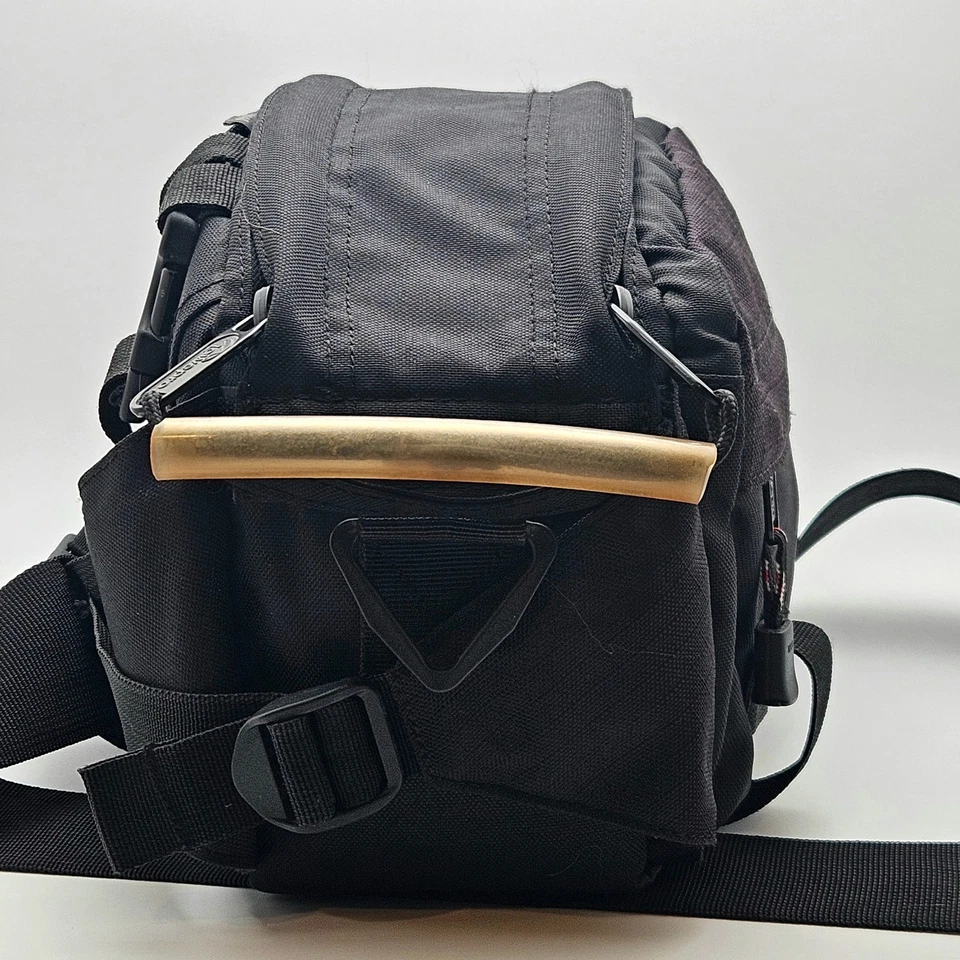 Lowepro Photo Runner Padded Camera Hip Bag Fanny Pack – Black – w/ Strap - Image 3 of 4