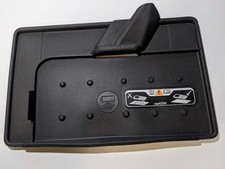 Oem 2014-2019 Chevrolet Impala Center Console Wireless Charging Pad Cover Mat Oem 2014-2019 Chevrolet Impala Center Console Wireless Charging Pad Cover Mat