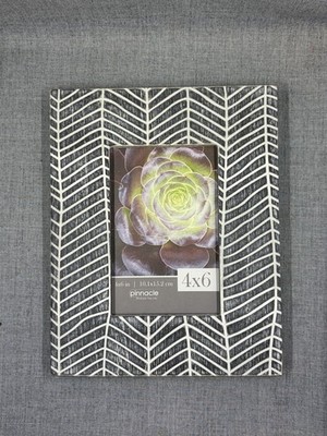 Pinnacle Black White Chevron 4x6 Herringbone Pattern Table Top Frame