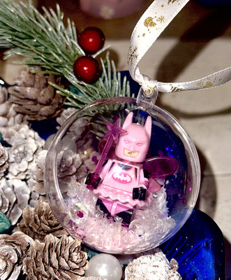Weihnachten rosa Batman Mini Figur Kugel hängend Schneeflocke Baum 3D Handarbeit Geschenk