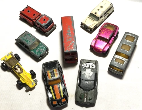 LOT OF 9  VINTAGE LESNEY MADE IN ENGLAND MATCHBOX  VEHICLES