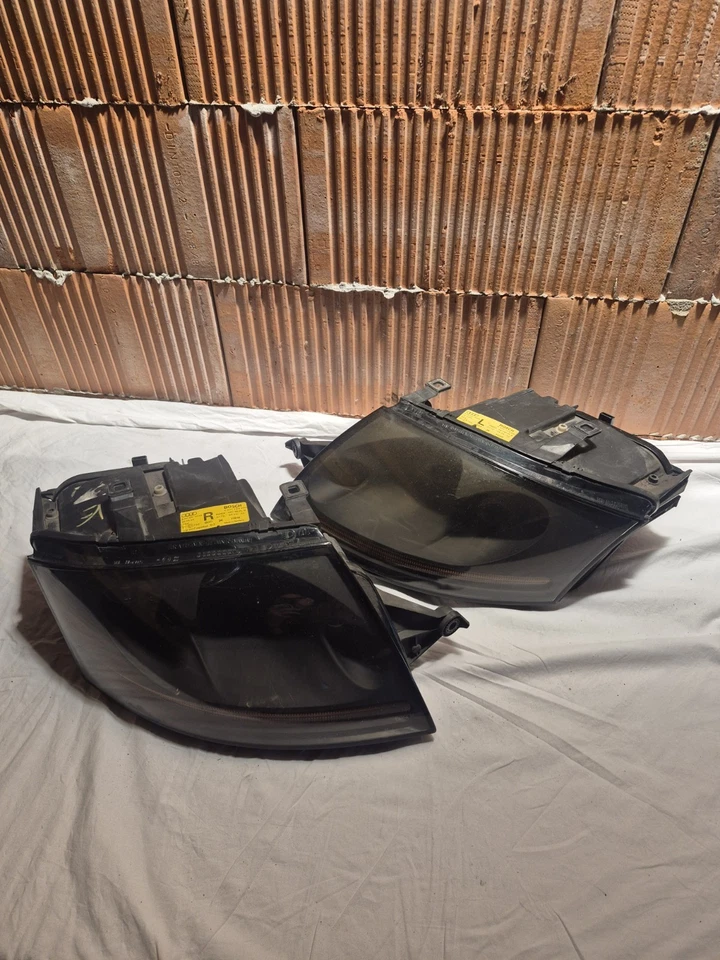 AUDI TT 8N Hauptscheinwerfer scheinwerfer schwarz  8N0941004 N Rechts Links - Bild 2 von 4