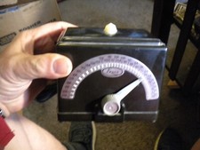 VINTAGE FRANZ ELECTRIC METRONOME LM-FB-4 baklite cool orange light on top