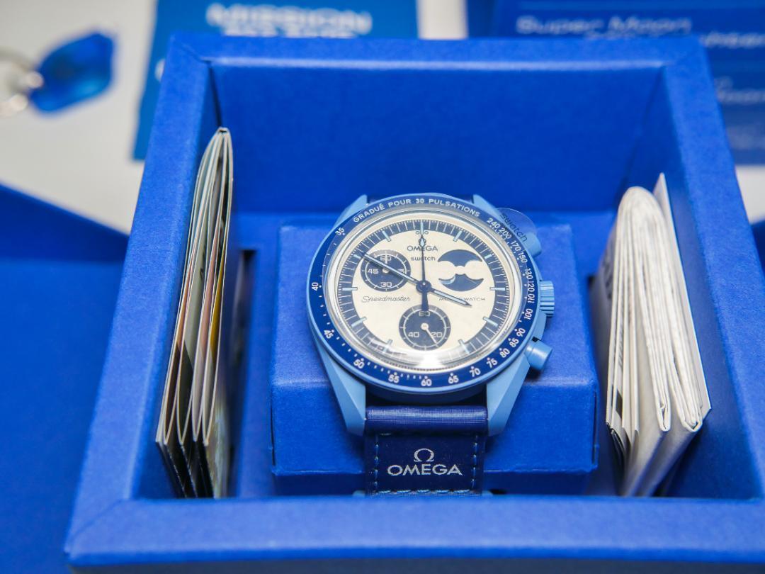 Swatch x Omega Moonswatch Mission To The Super Blue Moon Swatch x Omega Moonswatch Mission To The Super Blue Moon