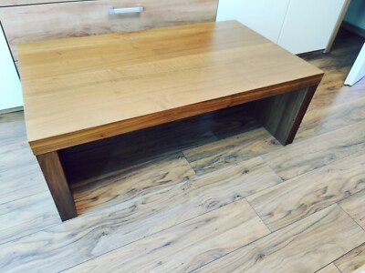 Bo Concept Couchtisch Beistelltisch Walnuss Nußbaum Furnier 102cm x 60cm x 37cm