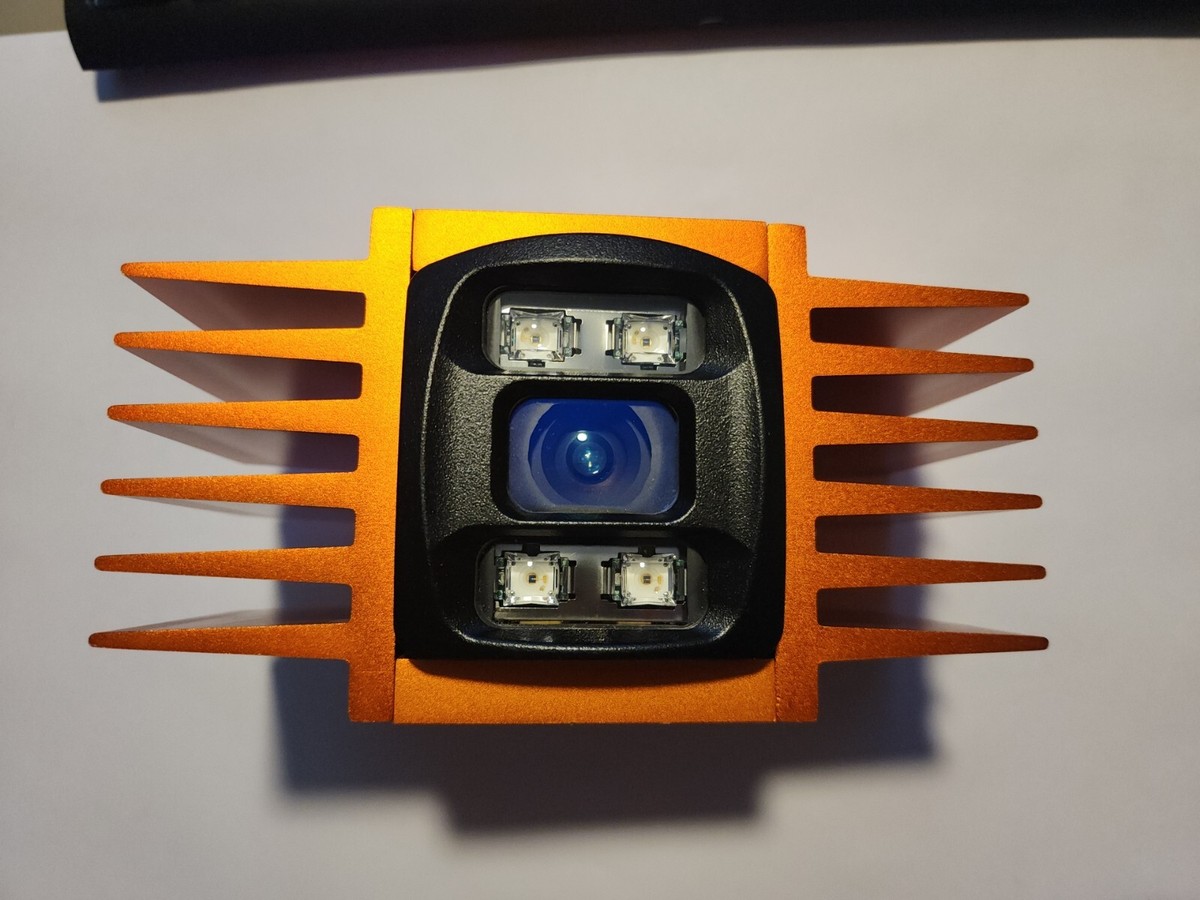 IFM Electronic 3D Sensor w/ Heat Sink 830-00115-01 O3D305  O3DIRDKG/E1/GM/W70 Cam
